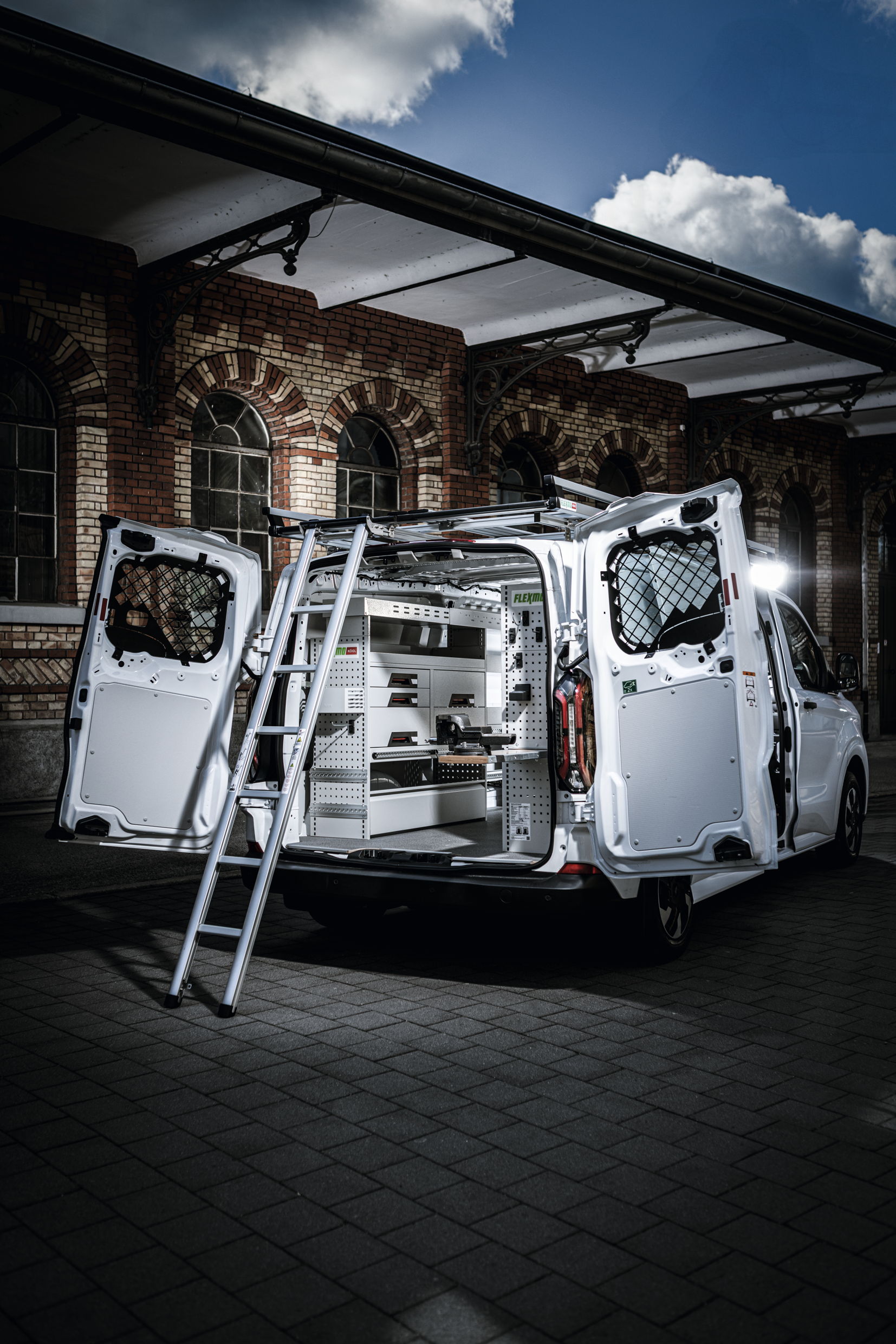Transporter mit FLEXMO Einrichtung